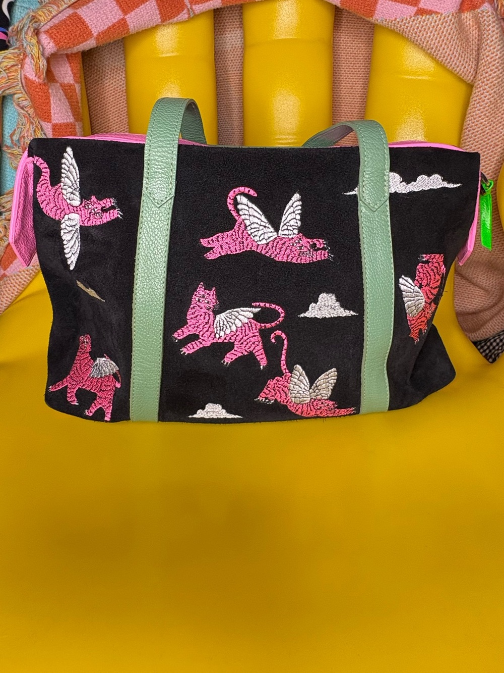Min & Mon Shoulder Bag - Winged Pink & White Tiger Embroidery Design